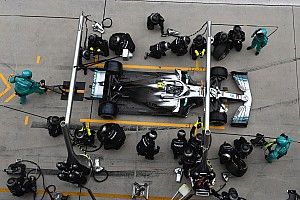 La doble parada en pits tenía a Bottas preocupado