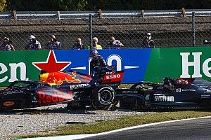 Lewis Hamilton Ingin Pembalap Cerdas dalam Ambil Keputusan