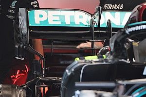 F1: Mercedes con ala posteriore più carica di Red Bull
