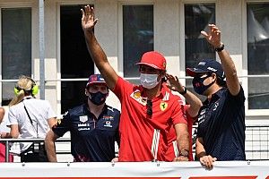 Sainz valora su primera mitad de año en Ferrari y su mejor carrera