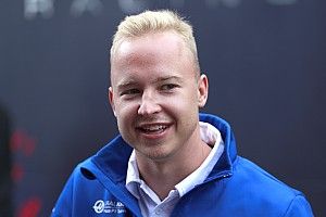 Еще один штраф на старте в Сочи! Мазепин отыграл уже 4 места