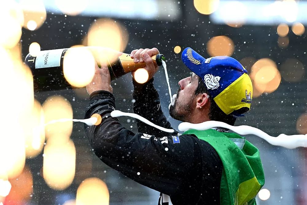 Lucas di Grassi, Venturi Racing, 3rd position with Champagne