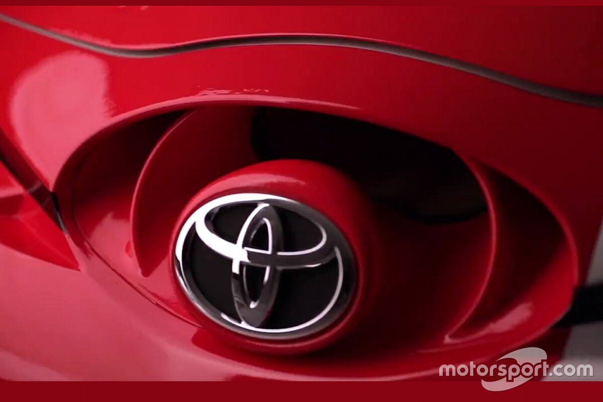 WRC: Toyota svela il teaser della nuova livrea delle Yaris 2021