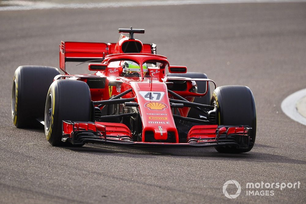 Mick Schumacher újra az SF71H volánja mögött (galéria és videó)
