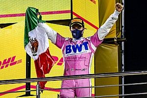 Pérez: "A mucha gente le duele ver nuestra bandera ahí arriba"