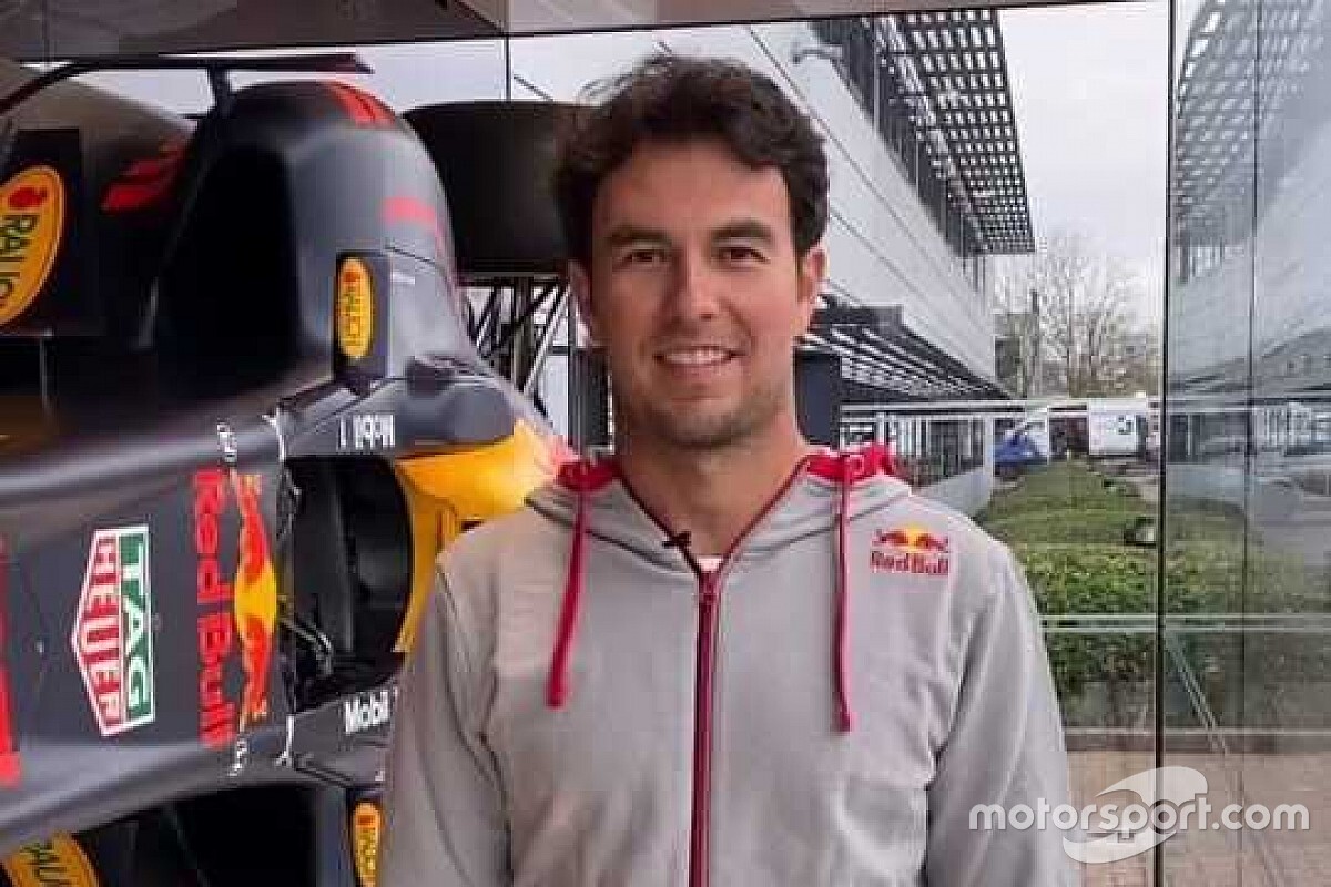 FOTOS: la visita de Sergio Pérez a Red Bull Racing