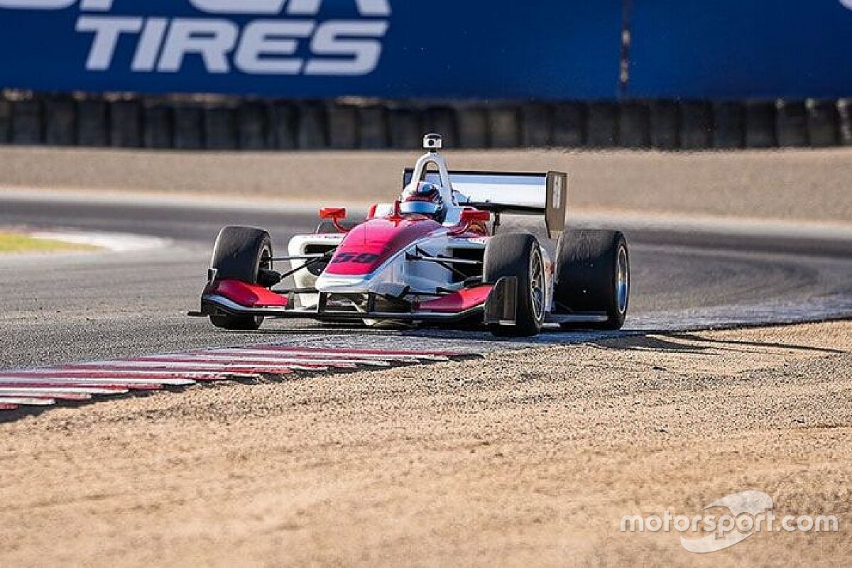 Российский гонщик Ласточкин проведет сезон-2021 в Indy Lights