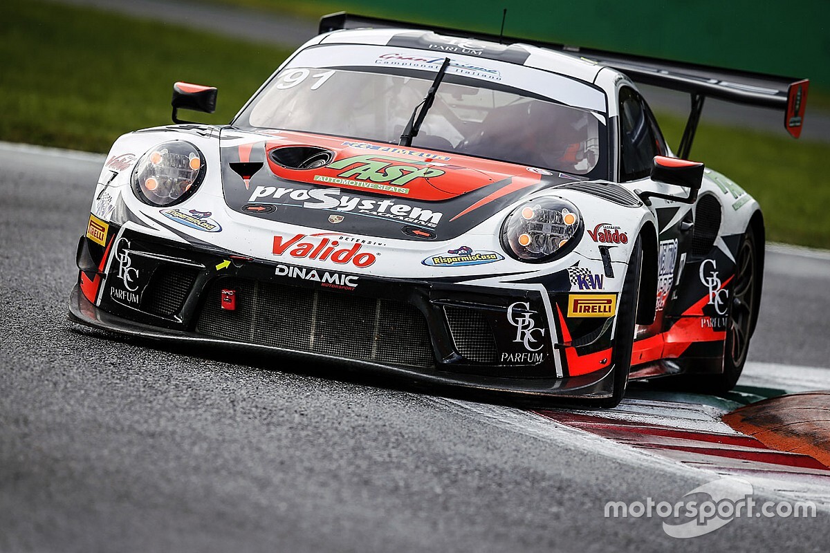 Cairoli nel GT Sprint a Vallelunga con Cassarà sulla Porsche