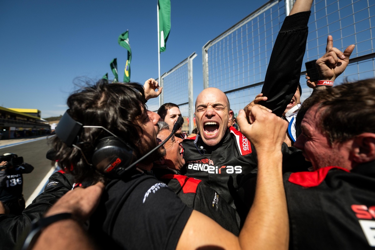 Stock Car: Scuderia Bandeiras tem fim de semana quase perfeito no Velocitta