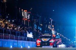 WRC Arabia Saudí: Tanak, primer líder antes del verdadero combate por el título