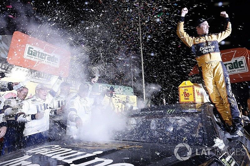 Кеселовски впервые в сезоне выиграл гонку NASCAR