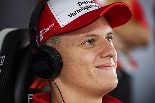 Mick Schumacher bakal tes F1 Ferrari pada 2019?