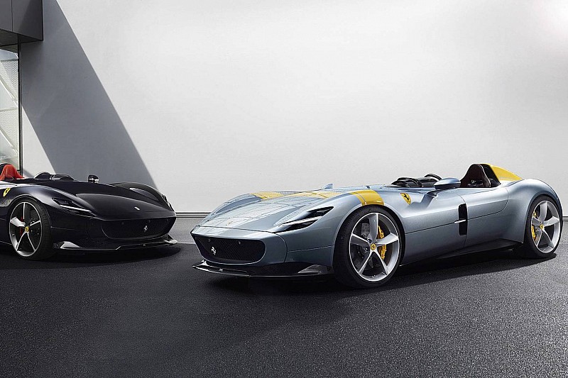 Paduan klasik-futuristik dalam Ferrari Monza SP