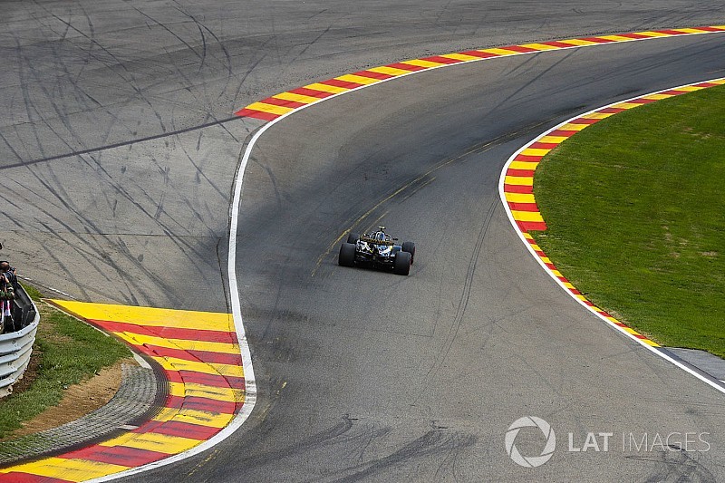 Sainz: "Nos sigue faltando rendimiento en todos lados"