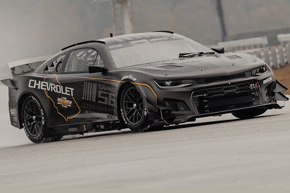 本当のNASCAR”、お見せします。バトン、ガレージ56枠でのル・マン24