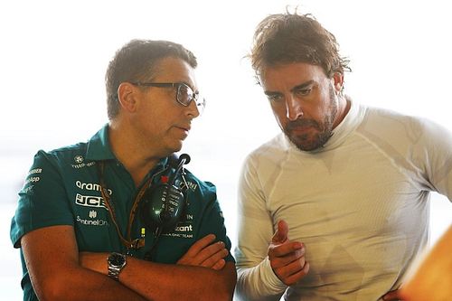 Alonso ya influye en el diseño del coche 2023 de Aston Martin F1