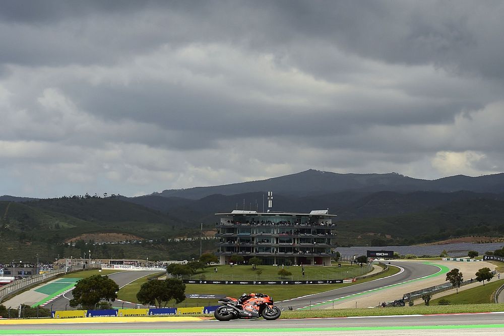 MotoGP mantiene las cinco carreras en la península ibérica para 2023