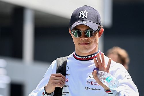 Egyből a mélyvízbe: ez lesz szokatlan de Vriesnek a barcelonai F1-es szabadedzésén