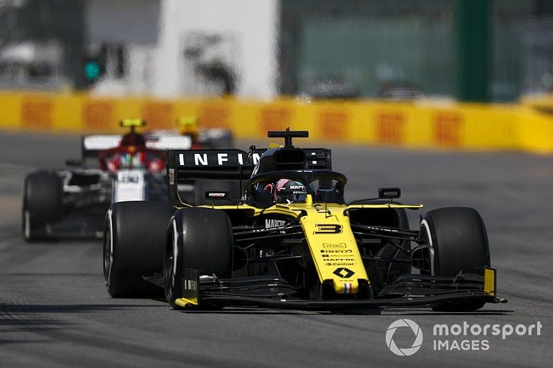 Villeneuve: Ricciardo, no Vettel, merecía sanción en Canadá