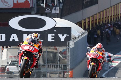 Lorenzo sebut Honda enggan ubah motor