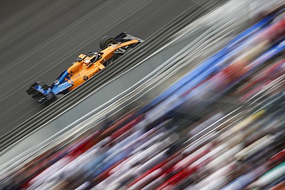 Vídeo: el increíble adelantamiento de Sainz en Mónaco