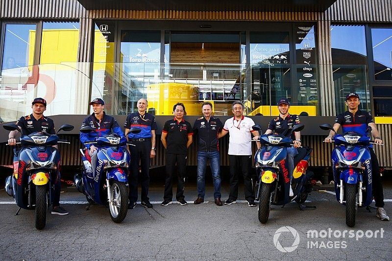 Mindenkinek bejött a Gasly-Albon csere