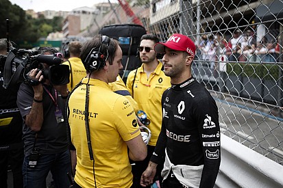 Ferrari, 2020 için Ricciardo'yla, Mercedes ise Verstappen'le ilgileniyor olabilir