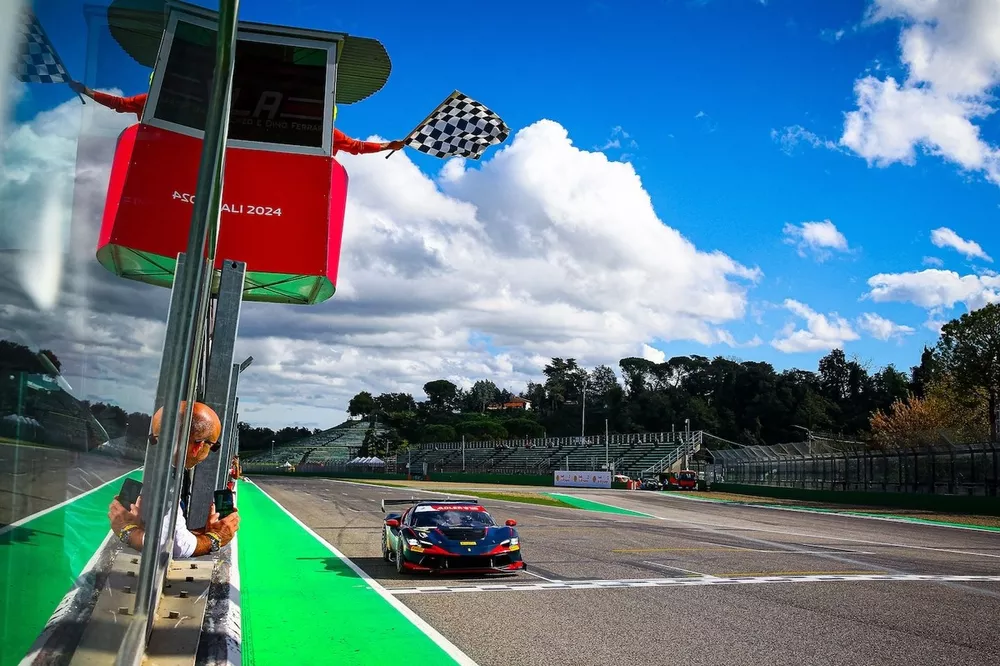 #2 Giacomo Altoè, Emil Frey Racing