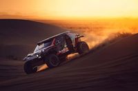 Al Attiyah espera ganar el t&iacute;tulo mundial con el nuevo Dacia Sandrider