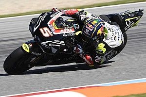 Зарко взял сенсационный поул MotoGP в Брно, Куартараро упал в последней попытке
