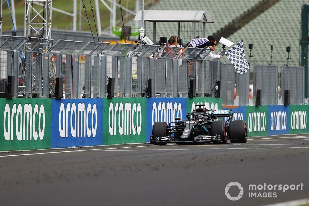 Mercedes rejette le manque de suspense sur ses concurrents