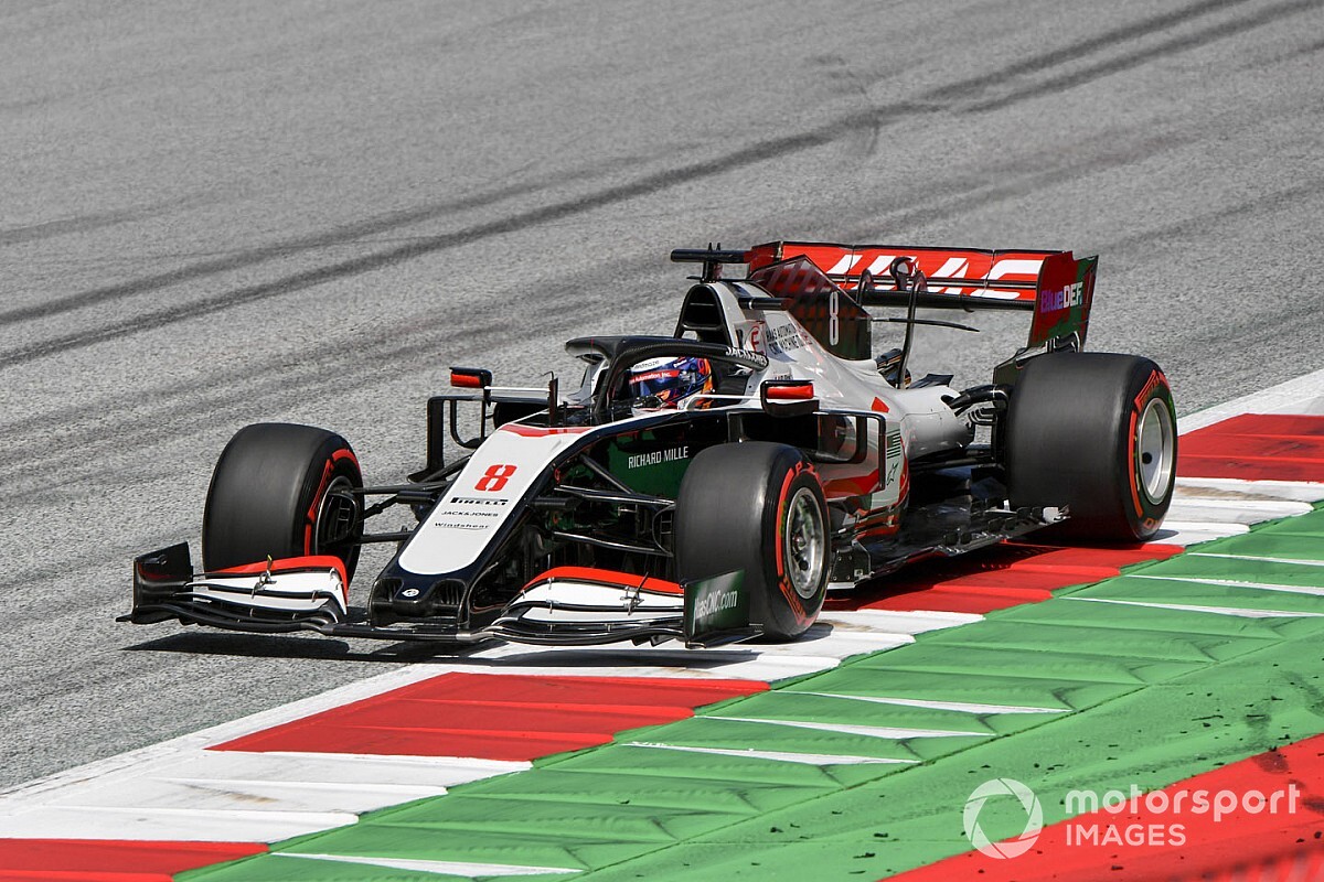 Grosjean: "Ferrari motorunun geçen yılki avantajı yok gibi görünüyor"