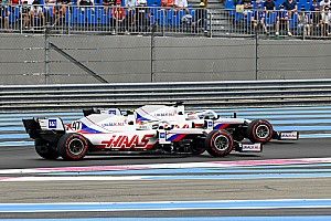 Schumacher schuwt ellenbogenwerk niet langer in strijd met Mazepin