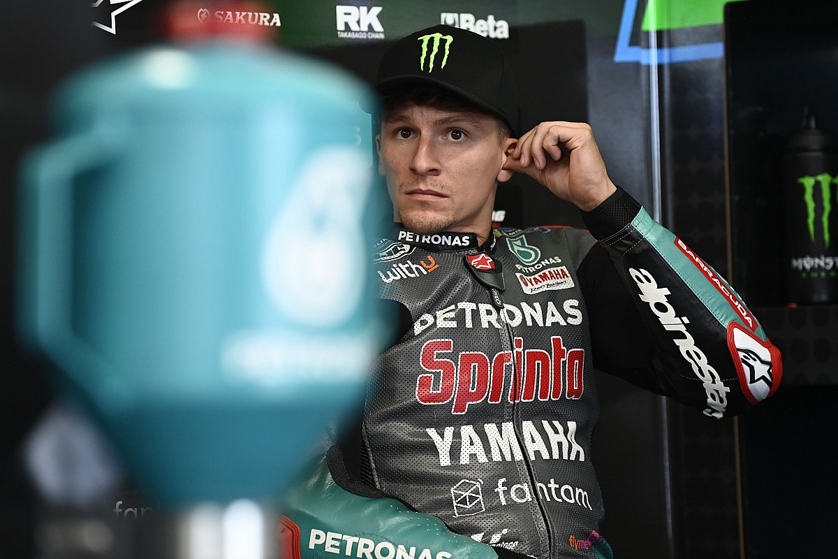 Gerloff Merasa Aneh Berbagi Garasi dengan Rossi