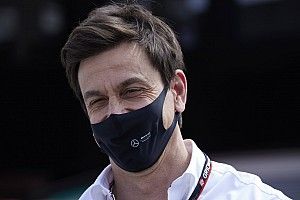 Wolff: Red Bull biedt bedragen uit loterij aan Mercedes-personeel