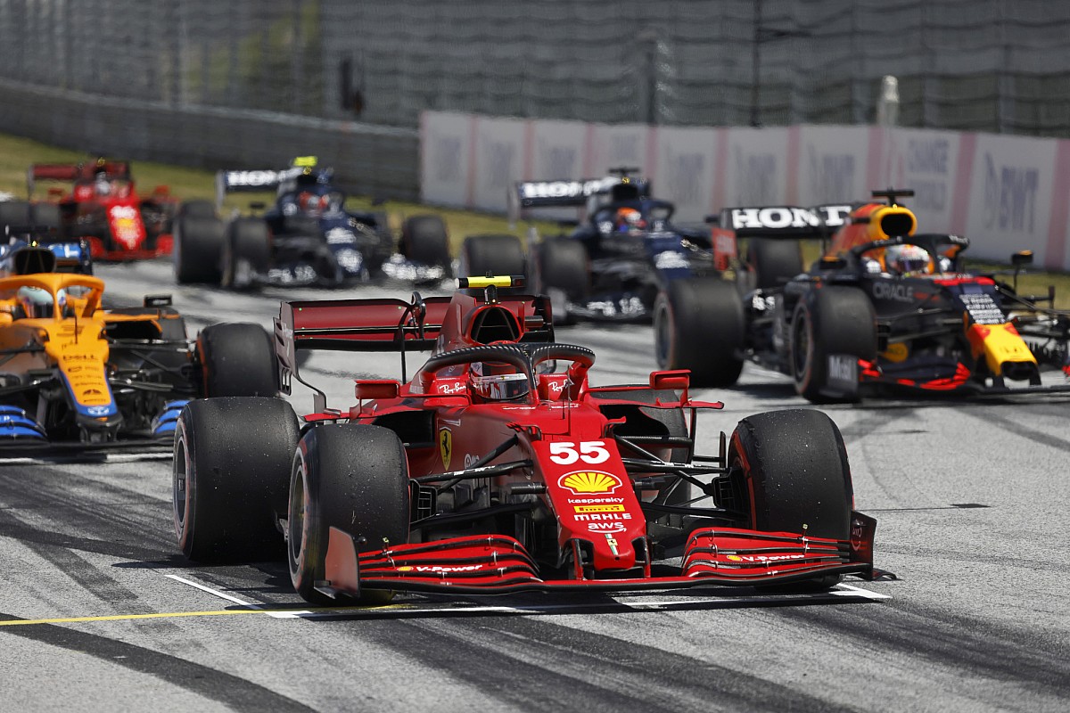 A Pirelli szerint a kétkiállás a nyerő, a csapatok és az eső ezt máshogyan láthatják