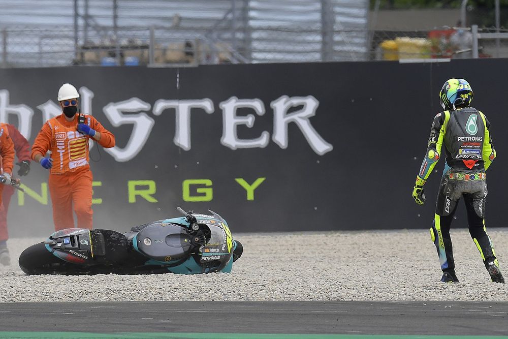 Rossi admet "une grosse déception" après une nouvelle chute