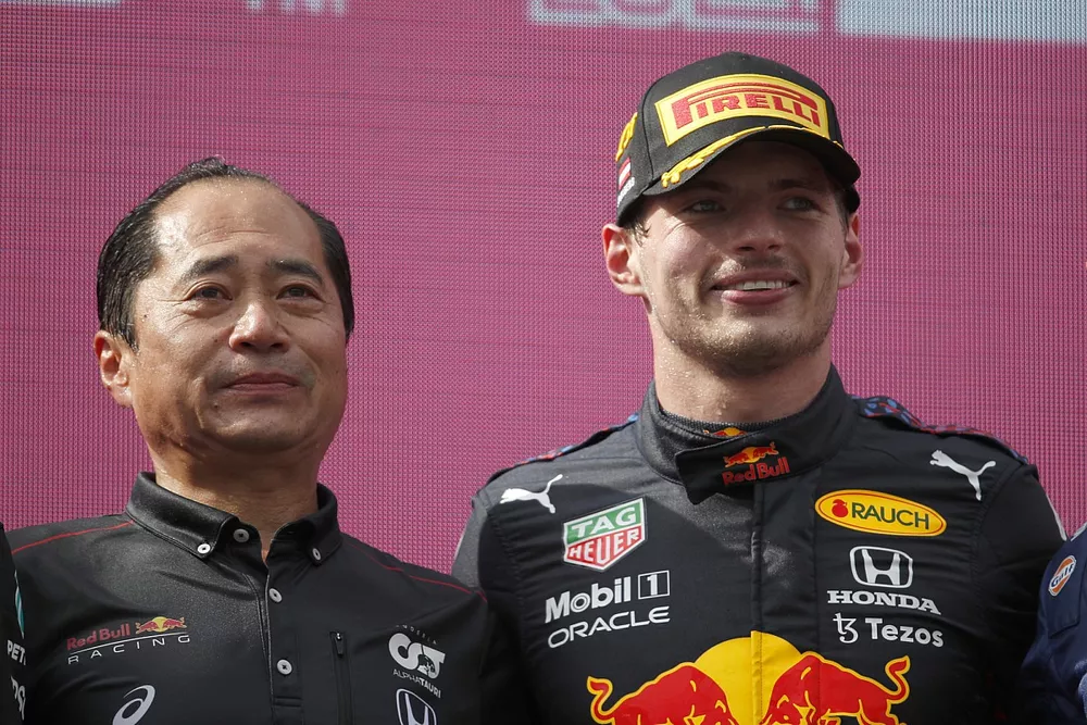 Toyoharu Tanabe, F1 Technical Director, Honda, and Max Verstappen, Red Bull Racing, 1st position, on the podium