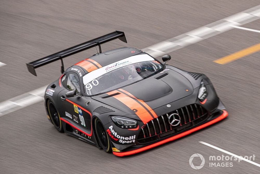 #90 AKM-Antonelli Motorsport, Mercedes-AMG GT3 Evo: Luca Segù, Bar Baruch  