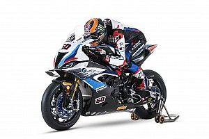 BMW M 1000 RR Bikin Scott Redding Penasaran