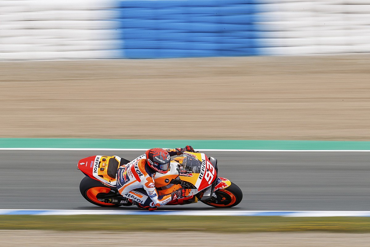 Márquez: “Yo quiero mejorar más y el doctor me dice que pare un mes”