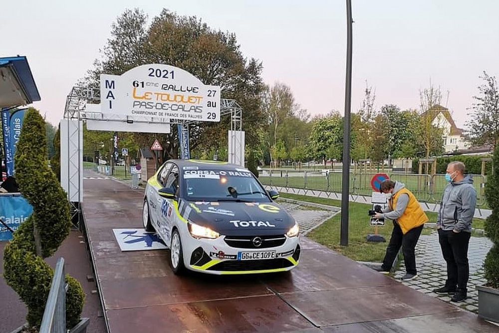 Elektryczna Corsa w Le Touquet