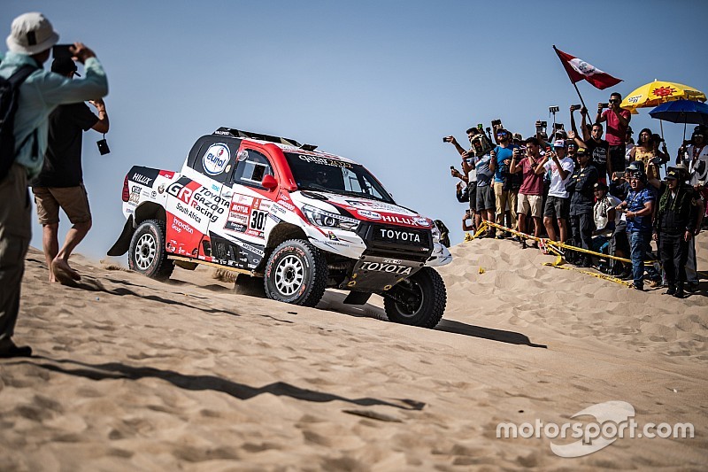 Dakar, Toyota si gode il successo: "Un lavoro perfetto. E Al-Attiyah ha vinto senza aria condizionata!"