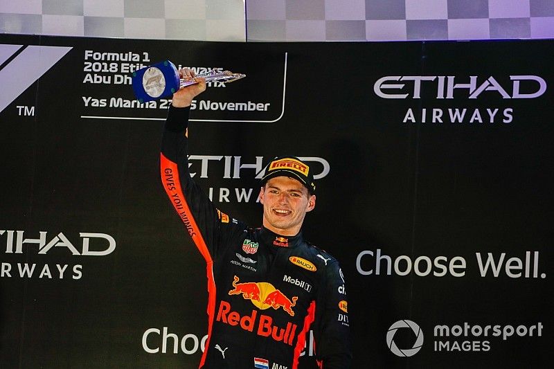 Verstappen sluit 2018 in stijl af: "Ben erg blij met deze derde plek"