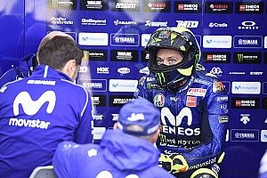 Rossi mengeluh tak punya kecepatan