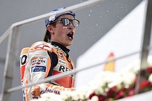 Jonathan Rea: "Me alegro de no tener que competir con Marc Márquez"