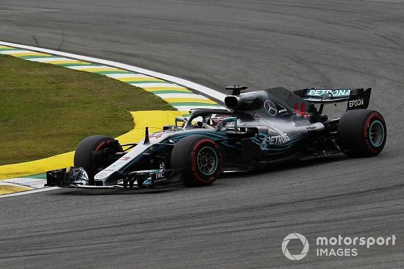 Lowe ziet Mercedes voorlopig aan de top blijven