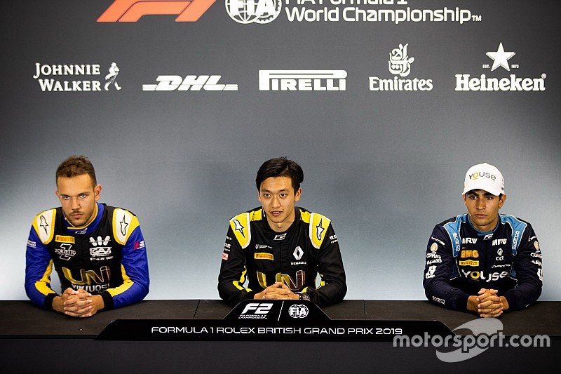 F2银石排位赛:周冠宇击败吉奥托首夺杆位