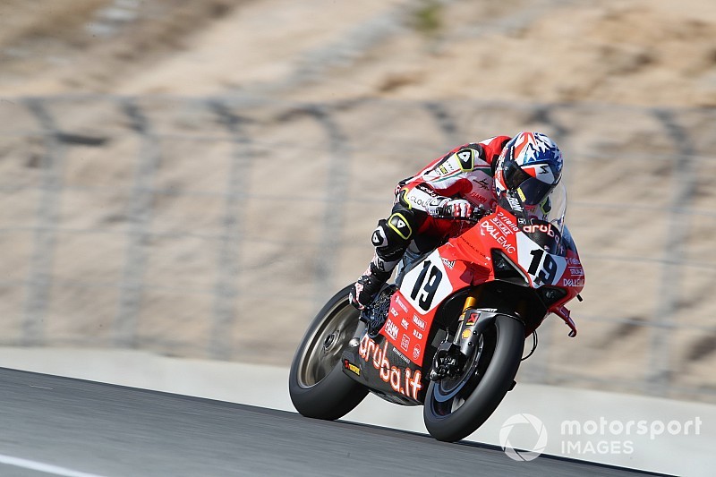 Bautista: "Honda mi intriga, ma spero di continuare con Ducati"