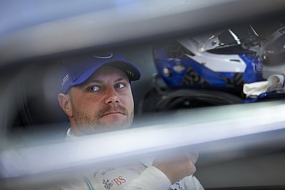 Bottas resta in Mercedes, Ocon si libera